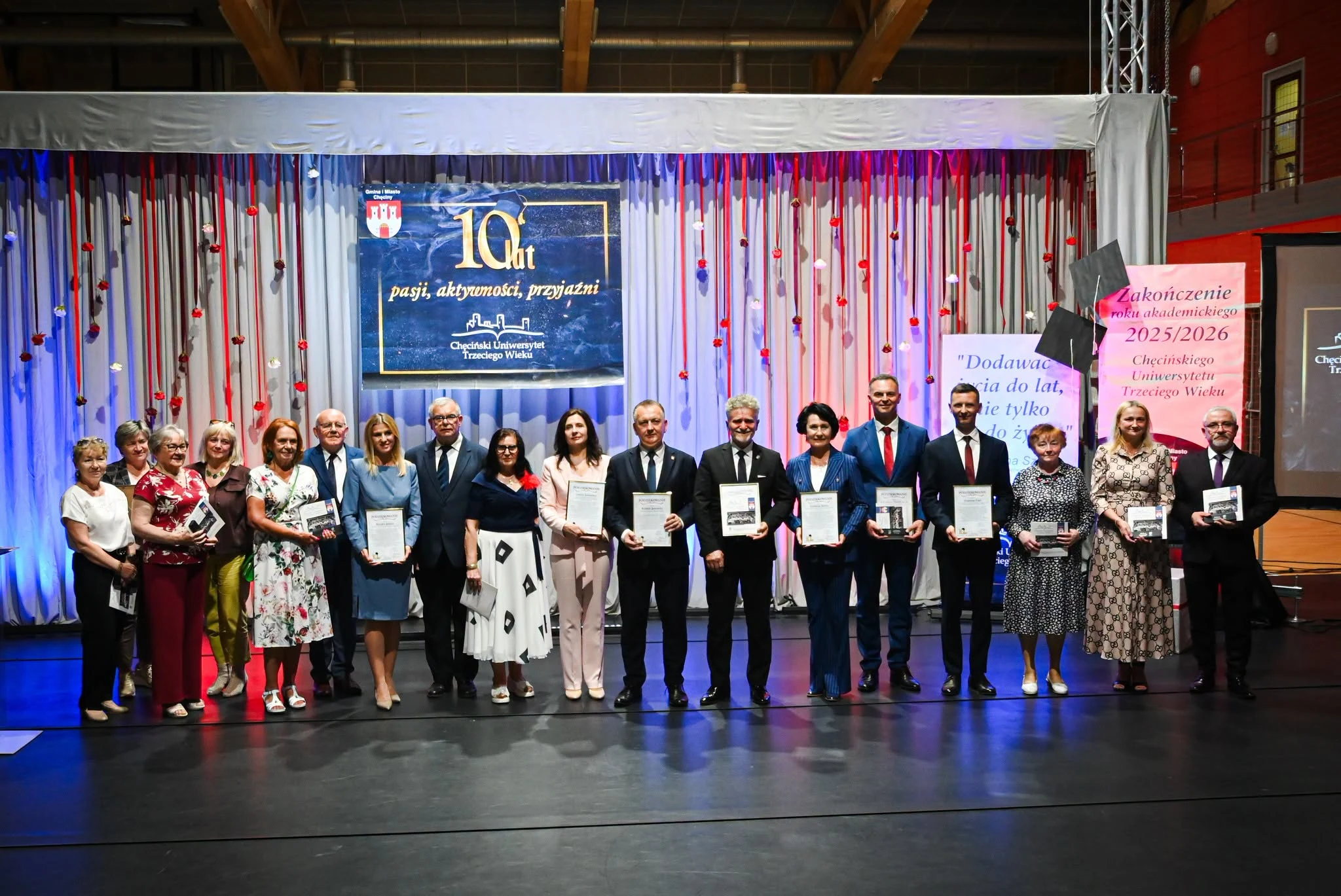 Chęciński UTW świętował 10-lecie istnienia — zdjęcie 39