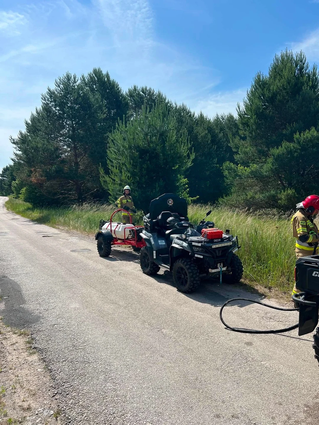 Ćwiczenia KARCZÓWKA26: strażacy z Chęcin na powiatowym sprawdzianie — zdjęcie 13
