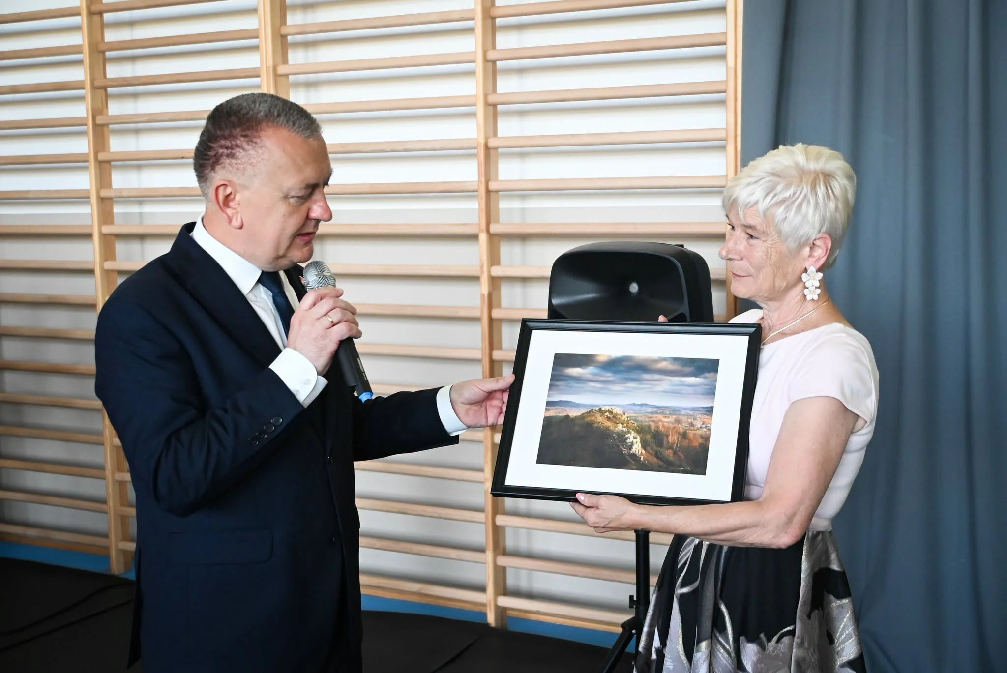 Pożegnanie dyrektor szkoły w Bolminie podczas zakończenia roku — zdjęcie 15