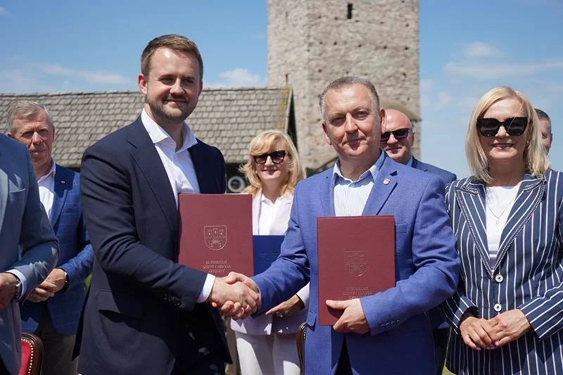 Chęciny i Gródek nad Dunajcem podpisały porozumienie o współpracy — zdjęcie 16