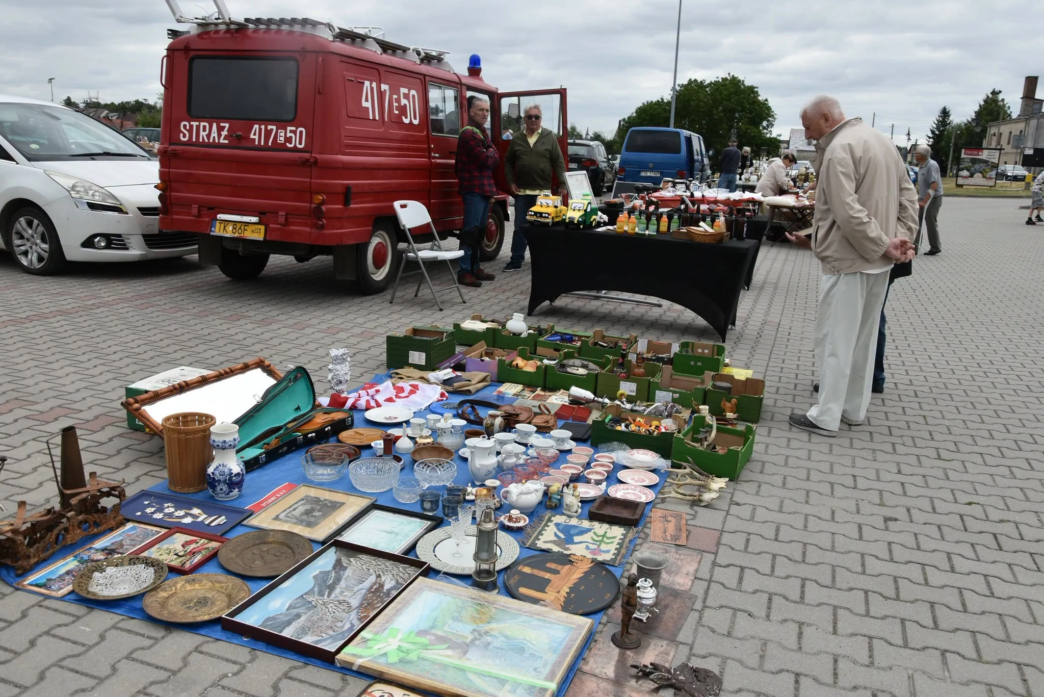 Pchli Targ w Chęcinach przyciągnął miłośników staroci — zdjęcie 7