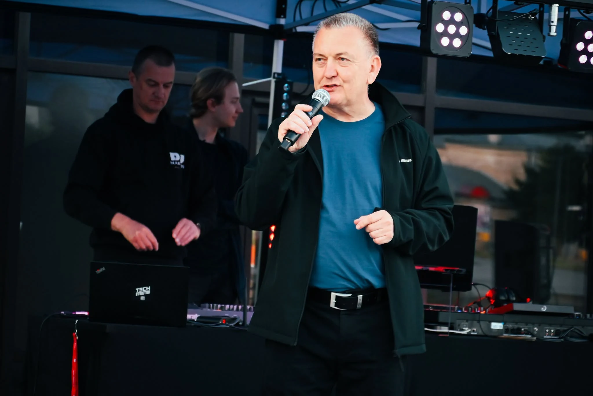 Silent Disco w Chęcinach – wakacyjna zabawa ze słuchawkami — zdjęcie 7