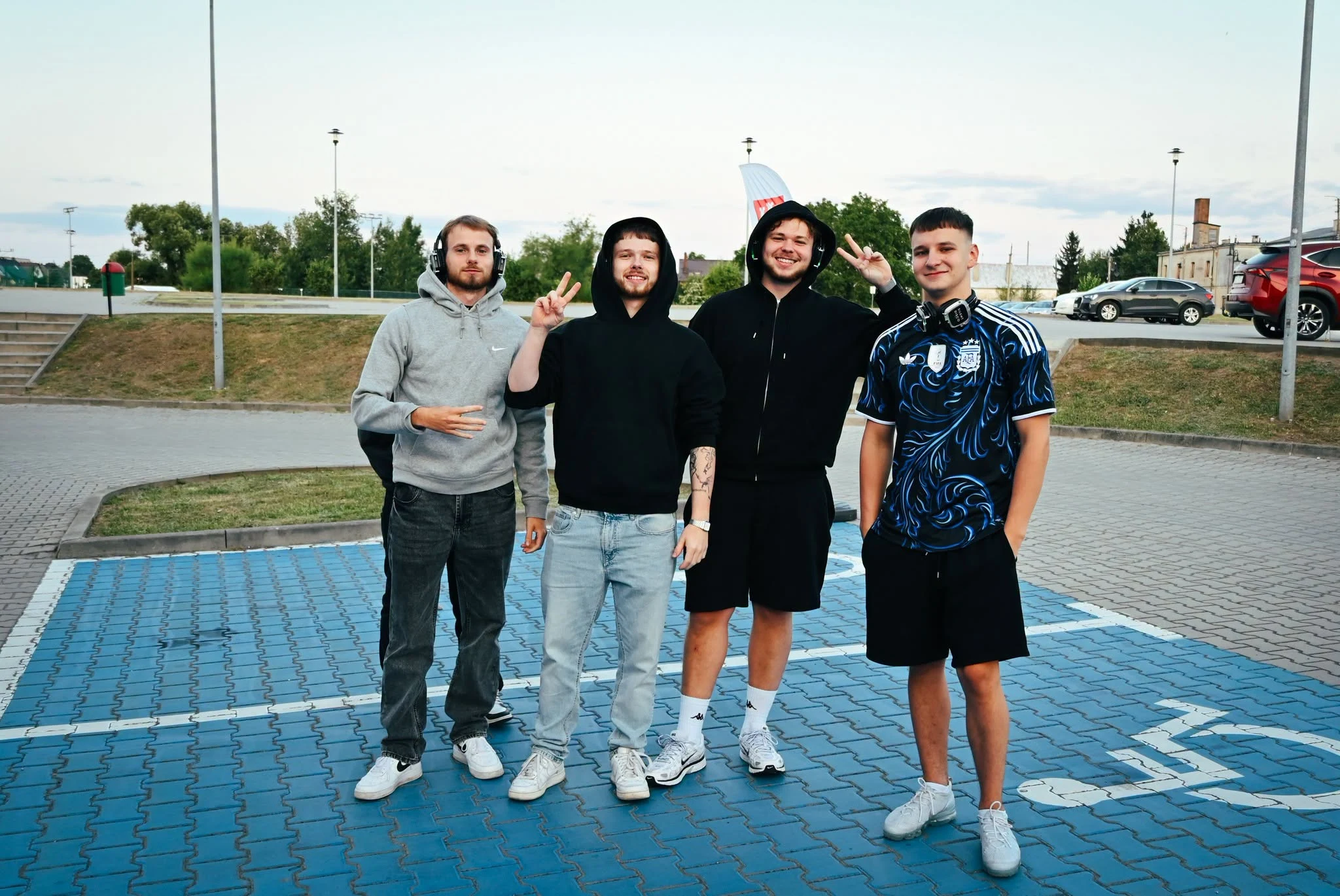 Silent Disco w Chęcinach – wakacyjna zabawa ze słuchawkami — zdjęcie 18