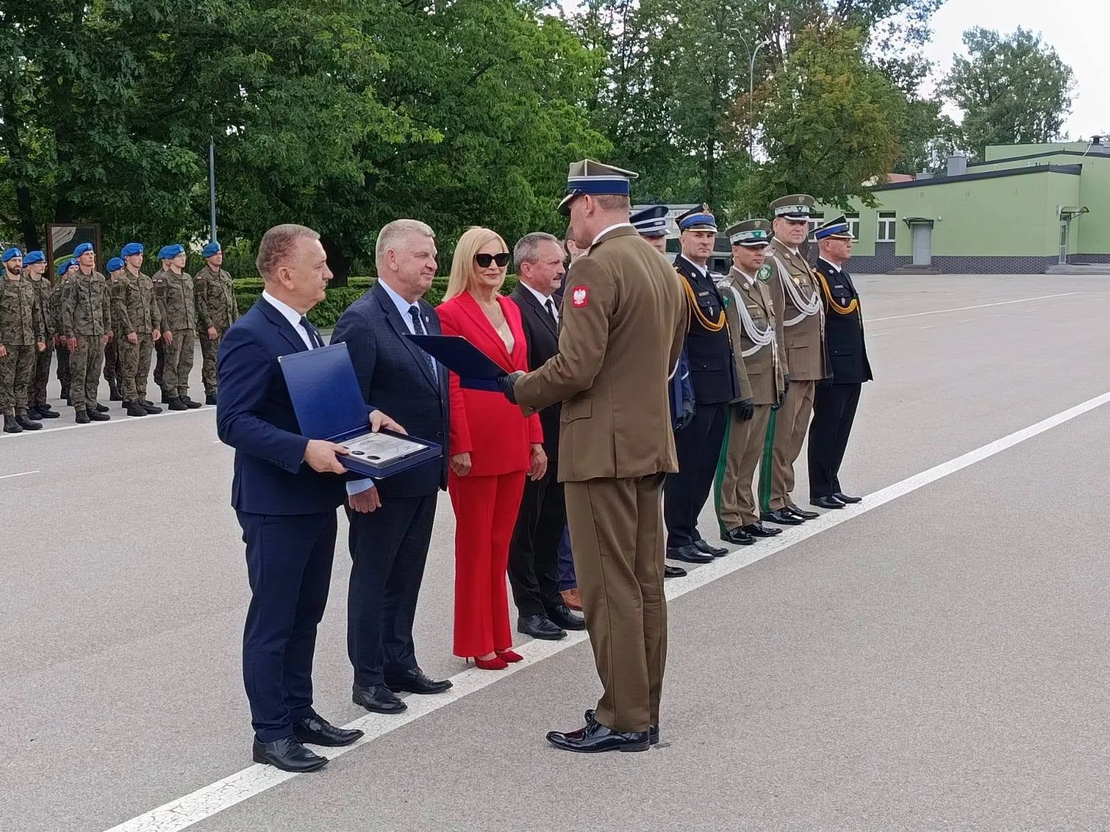 Burmistrz Jaworski wyróżniony podczas Święta Współpracy Cywilno-Wojskowej — zdjęcie 7